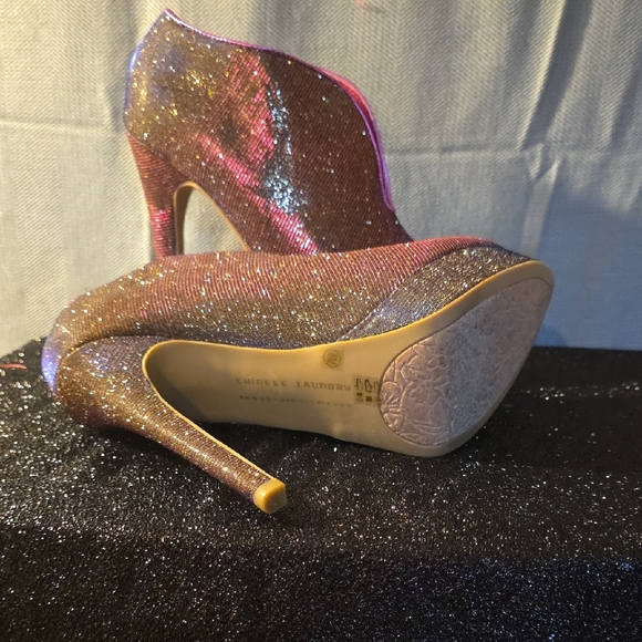 Chinese Laundry Pink and Gold Heeled Boots with Glitter Finish - Picture 7 of 7